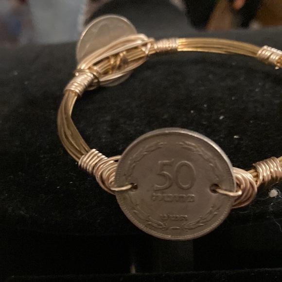 Unique hand crafted Coin Wire Bracelet - Picture 2 of 6